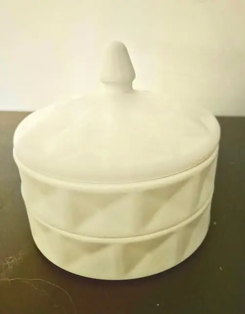 Boîte à bijoux en aquaresine Boîte à bijoux en aquaresine, deux étages empilables