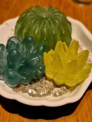 moulage-resine-couleur Plante en résine